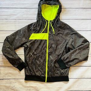 Nike women’s spell out windbreaker jacket